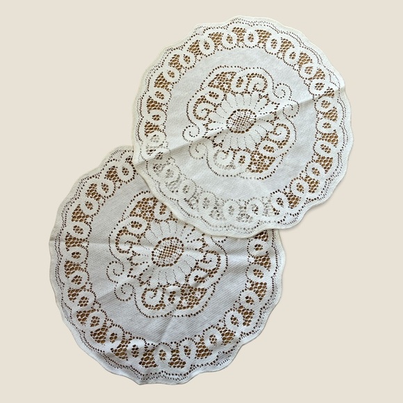 Vintage Lace Doilies Two Pieces Ecru Kitchen Linens Circa 1980s - Picture 1 of 10